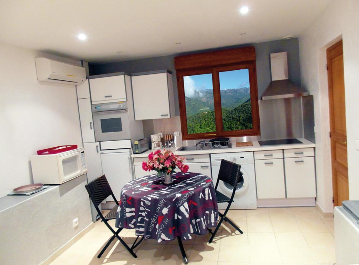 Appartement CASA NEPITA sur vue grandiose à Santa-Lucia-di-Tallano Extérieur photo